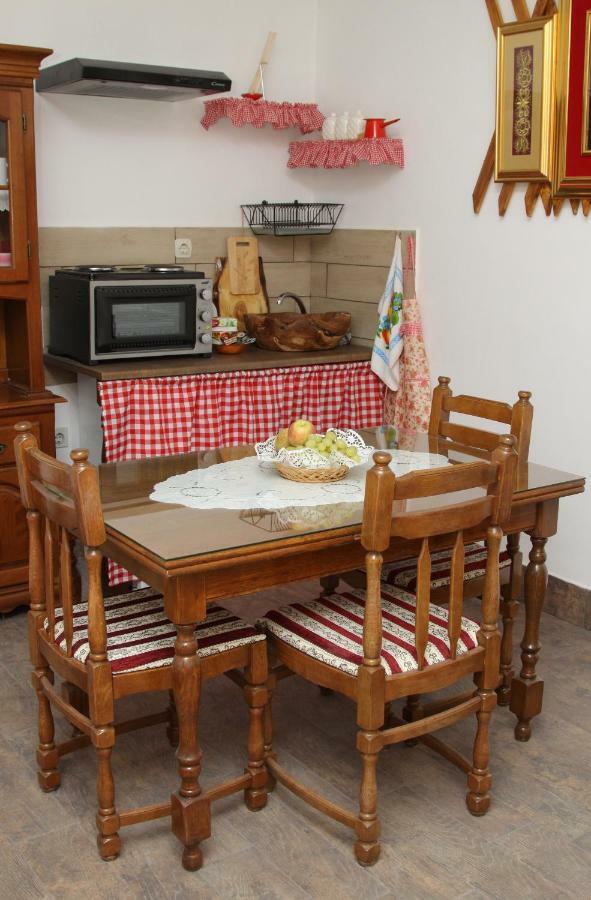 Apartman Sokica Bizovac Esterno foto